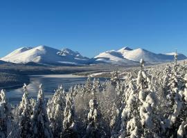 Rondane - Øvre Nordli Sollia Friluftsliv，位于Atnfoss的别墅