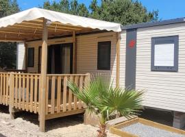 MOBILE-HOME au COEUR des LANDES，位于Herm的酒店