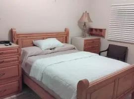 Apartamento a 2 cuadras del malecón