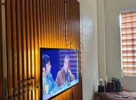 Riverside Nest - Netflix, FREE Parking, Porch, Spa