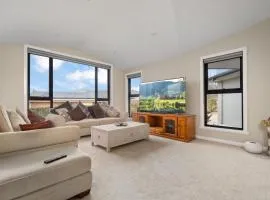 O'Reilly Residence - Spacious & Cosy 4 Bedroom Home