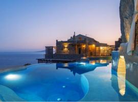 Aegean Castle Andros – Adults Only，位于Agia Eleousa的酒店