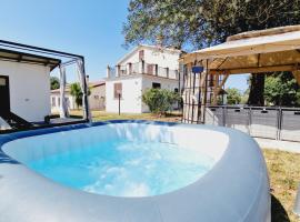 Antico Casale - piscina e idromassaggio con lettini e patio, solarium, parco, wifi, parcheggio，位于Caiazzo的酒店