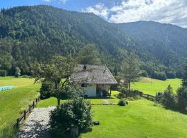 Am Ampferang:Ferienhaus in Ettal，位于埃塔尔的酒店