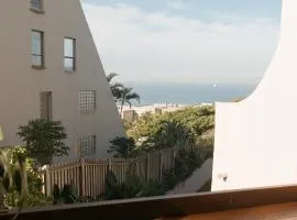 Relaxing Seaview Apartment in Umdloti