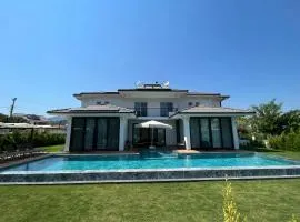 Villa White Cloud