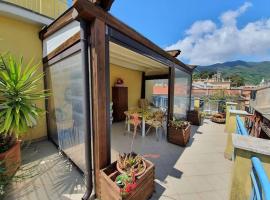 Casa Luisa - MONEGLIA APARTMENTS，位于莫内利亚的酒店