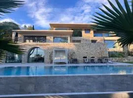 La Villa Contemporaine avec vue Mer, piscine, Hammam, Jacuzzi