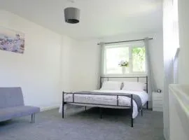 Cosy & Modern 1 Bed Studio Apart-Hotel