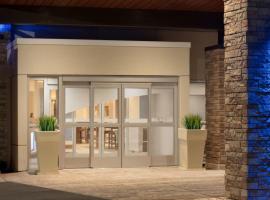 Holiday Inn Express Fayetteville Fort Bragg by IHG，位于费耶特维尔的酒店