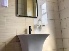 Das Berliner Hotel，位于Bulenga的酒店