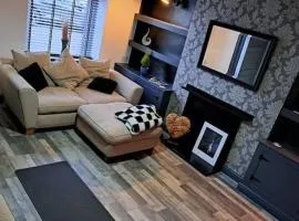 Cosy 19th century town-house