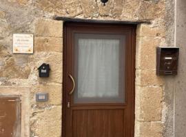 La Casetta，位于Grotte di Castro的酒店