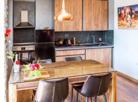 Enika Hotel，位于特里亚夫纳的酒店