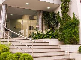 Hotel Job，位于伊塔比拉的酒店