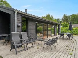 Scenic Summer House In Asserbo，位于弗雷德里克斯伐克的酒店