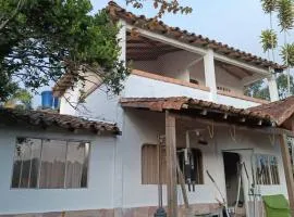 Cabaña con piscina en la mesa de los santos Villa Amalia