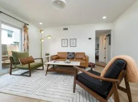 Be A Nomad - Apartments Blocks to the Beach