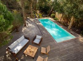 Villa rénovée avec spa et piscine chauffée à Hossegor, proche plage et golf - FR-1-791-8，位于索尔特奥瑟戈尔的酒店