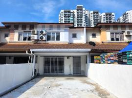 SE7EN Rawang Homestay - KKS Eco Collection，位于万挠的酒店