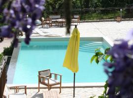 卡蒙迪欧尼农庄酒店，位于Mercatello sul Metauro的乡间豪华旅馆