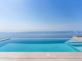 Infinity Luxury Villas, Lefkada，位于雅莎尼奥的酒店