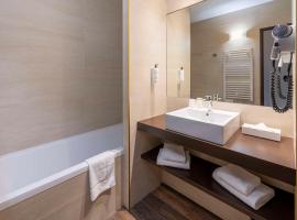 Best Western Terre de Provence，位于勒卡内代莫尔的酒店