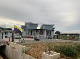 Tiny house by Cg Azizan & Milah