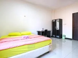 Saloka Guest House & Residence