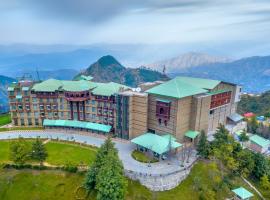 Pearl Continental Hotel Malam Jabba，位于斯瓦特的酒店