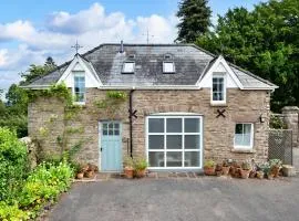 Finest Retreats - Coach House Wellbeing Retreat