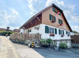Apartment Arn's Place by Interhome，位于Wangenried  的酒店