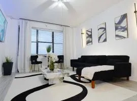 Luxury Skyrise Condo Downtown Jax