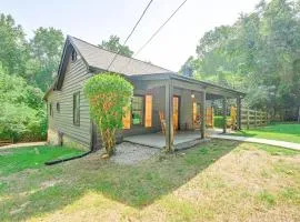 Cabin with Fire Pit - 7 Mi to Downtown Carrollton!