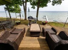 Smokey Hollow's Secret Hot Tub Beach AC