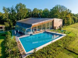 Waterside Luxury Sky Pad，位于Antoing的酒店