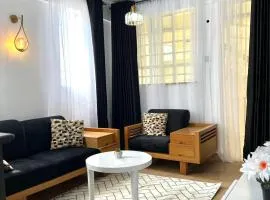 Luxury Loft Milimani - AC, WiFi, secure parking