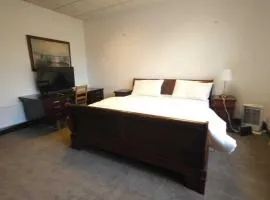 London Stockwell Station Apartment