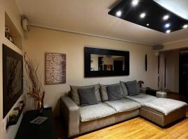 GOA Apartament central - plajă，位于康斯坦察的酒店