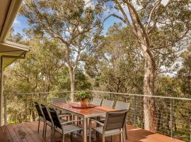 Vintners - spacious, 2 bdrm wings, nature setting，位于Quindalup的酒店
