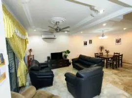 99 homestay teluk intan 5 min to Leaning Tower