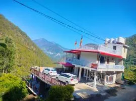 BAJRANG HOME STAY Kainchi Dham