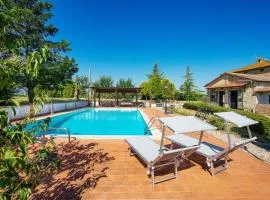 GuestHost - Timeless 19th-Century Villa with Private Pool Oasis