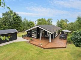 2 Bedroom Cozy Home In Højslev，位于霍伊斯莱乌的酒店
