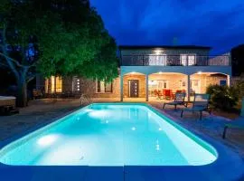 Villa Agape - heated pool