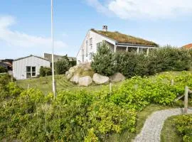 3 Bedroom Awesome Home In Grenaa