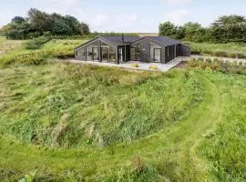 Beautiful Home In Nykøbing M With Wifi