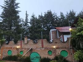 Cabaña Hobbit，位于Acaxochitlán的酒店