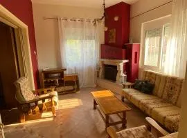 Agioi Theodoroi Villa