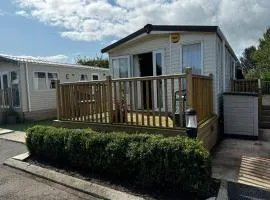 Plot 42 - 2 bedrooms Hesket Caravan Park - 4 pm check in no pets